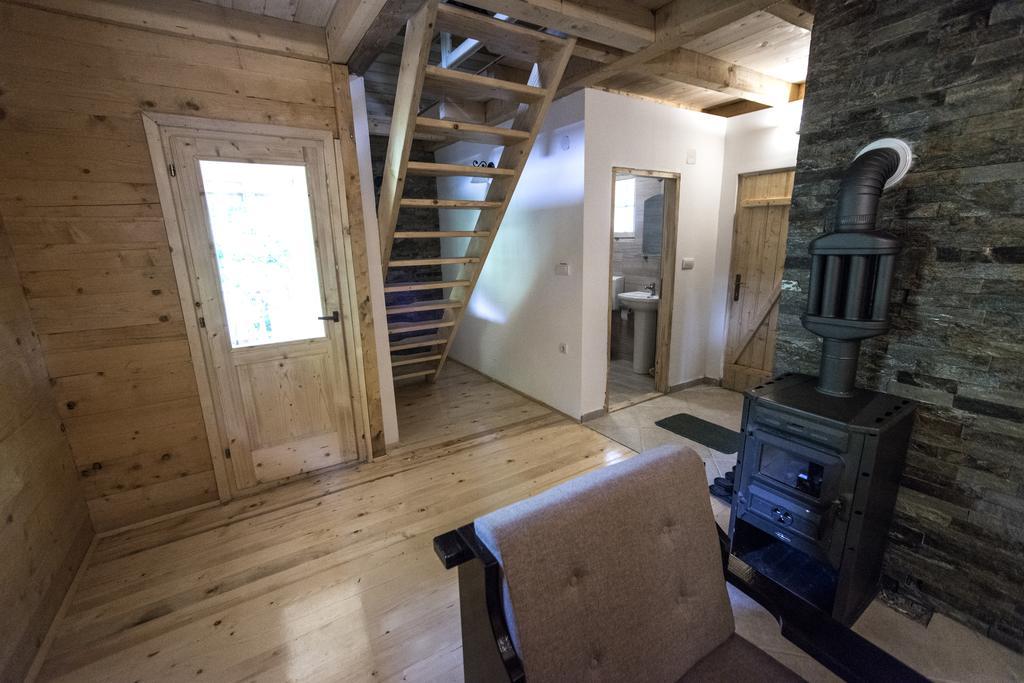 Gradacka Banja Brvnare Appartement Gradac  Buitenkant foto